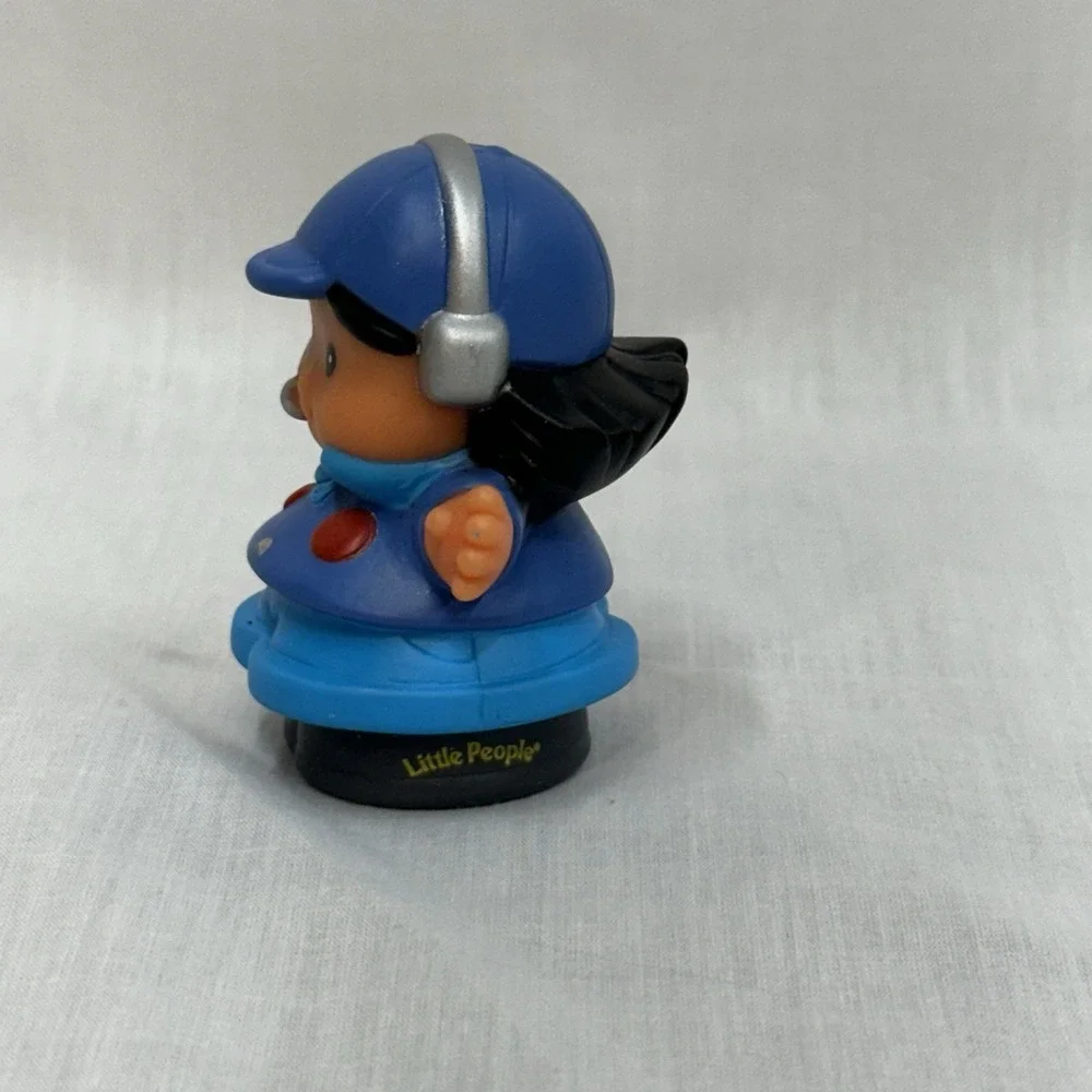 Fisher Price Little People Airplane Helicopter Pilot Girl Figure‎ Blue Cap